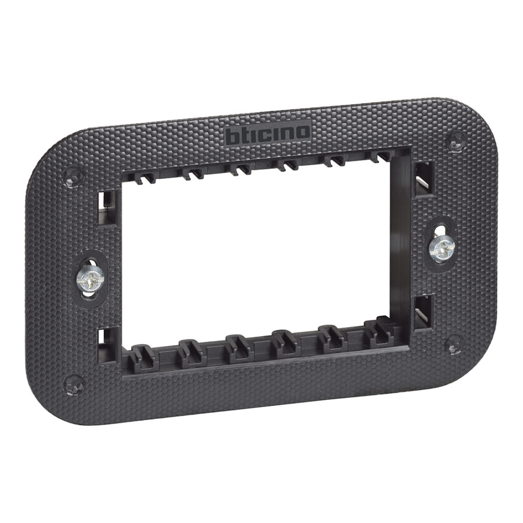 BT-K4703-WEB-R