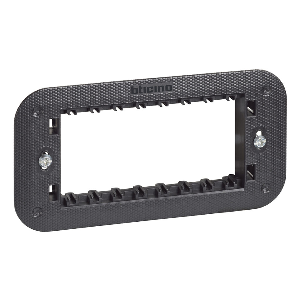 BT-K4704-WEB-R